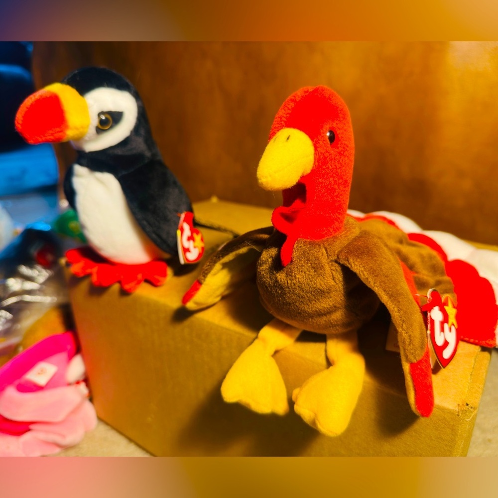 2x Very Rare Beanie Baby Bird Lot Gobbles the Turkey and Puffer the Puffin